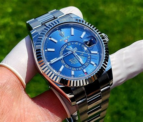 rolex sky-dweller blau wartezeit|Rolex Sky-Dweller manual.